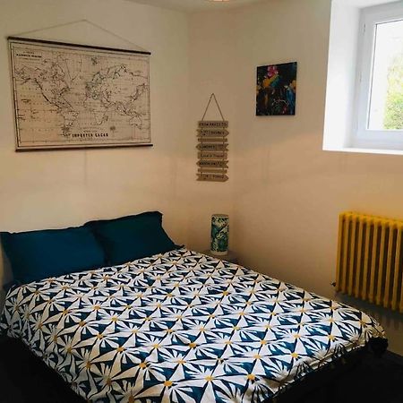 Logement Independant,Calme A 2 Pas Du Centre Ville Lannion Bagian luar foto