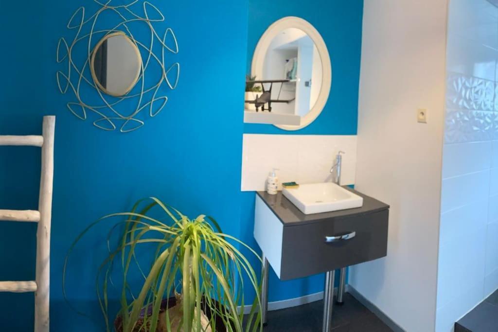 Logement Independant,Calme A 2 Pas Du Centre Ville Lannion Bagian luar foto